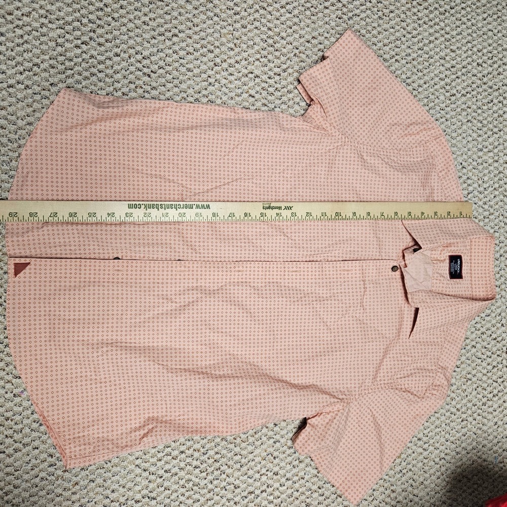 UNTUCKit Mens Slim Fit Short Sleeve Button Down Shirt Peach Diamond Print Large - Picture 3 of 5